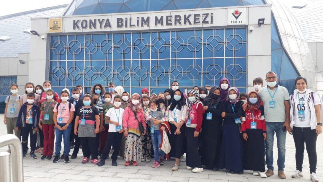 Köyde Öğrenim Gören Öğrenciler Konya'yı Karış Karış Gezdiler
