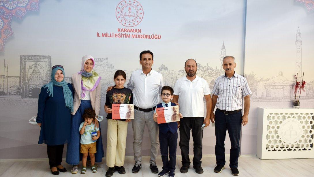 İstiklal Marşı'nın 100. Yılına Özel Düzenlenen Yarışmalarda Dereceye Giren Öğrenciler Ödüllendirildi