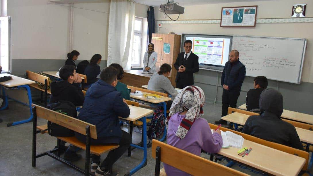 Karaman'daki Okul Kütüphanelerinin Kitap Sayısı 226 Bine Ulaştı