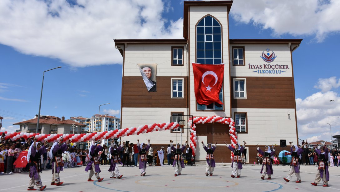 23 Nisan Ulusal Egemenlik ve Çocuk Bayramı Karaman'da Coşkuyla Kutlandı