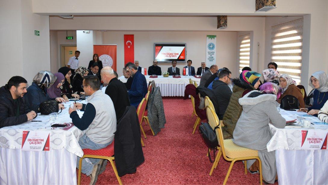 Karaman'da Türkiye Yüzyılı Din Öğretimi İl Çalıştayı Yapıldı