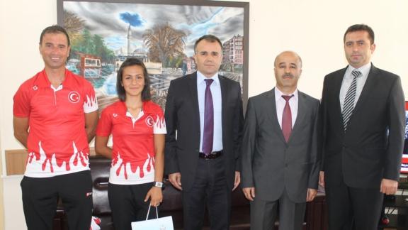 Balkan Şampiyonu Fatma Sezerden Sultanoğluna Ziyaret