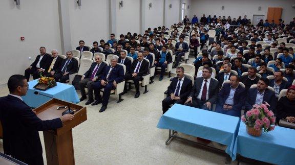 Sayıştay Başkanı Seyit Ahmet Baş, Mezun Olduğu Okulun Öğrencileriyle Buluştu