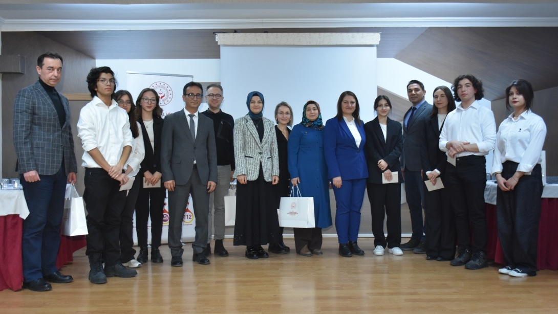 Karaman'da Farkındalık Münazarası: Meslek Seçiminde Cinsiyetin Rolü Tartışıldı